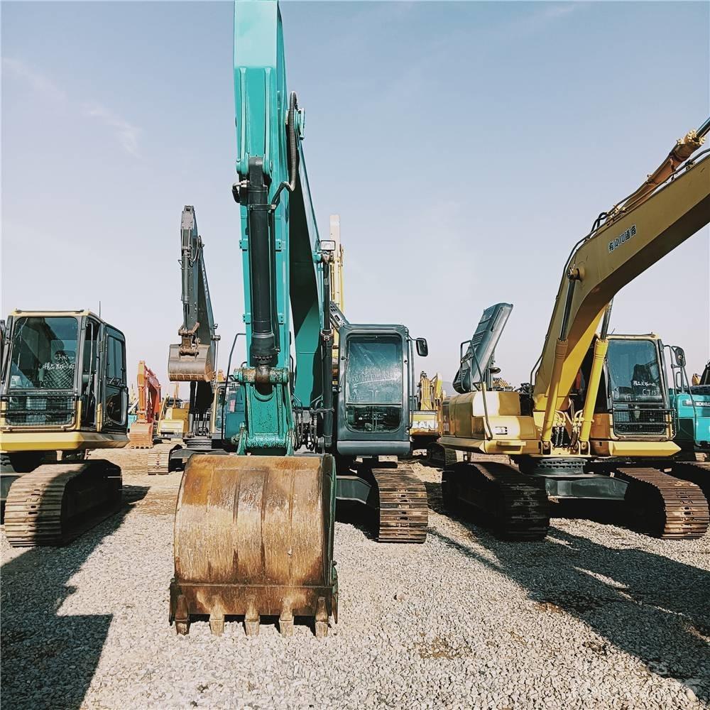 Kobelco SK 200D Paletli ekskavatörler
