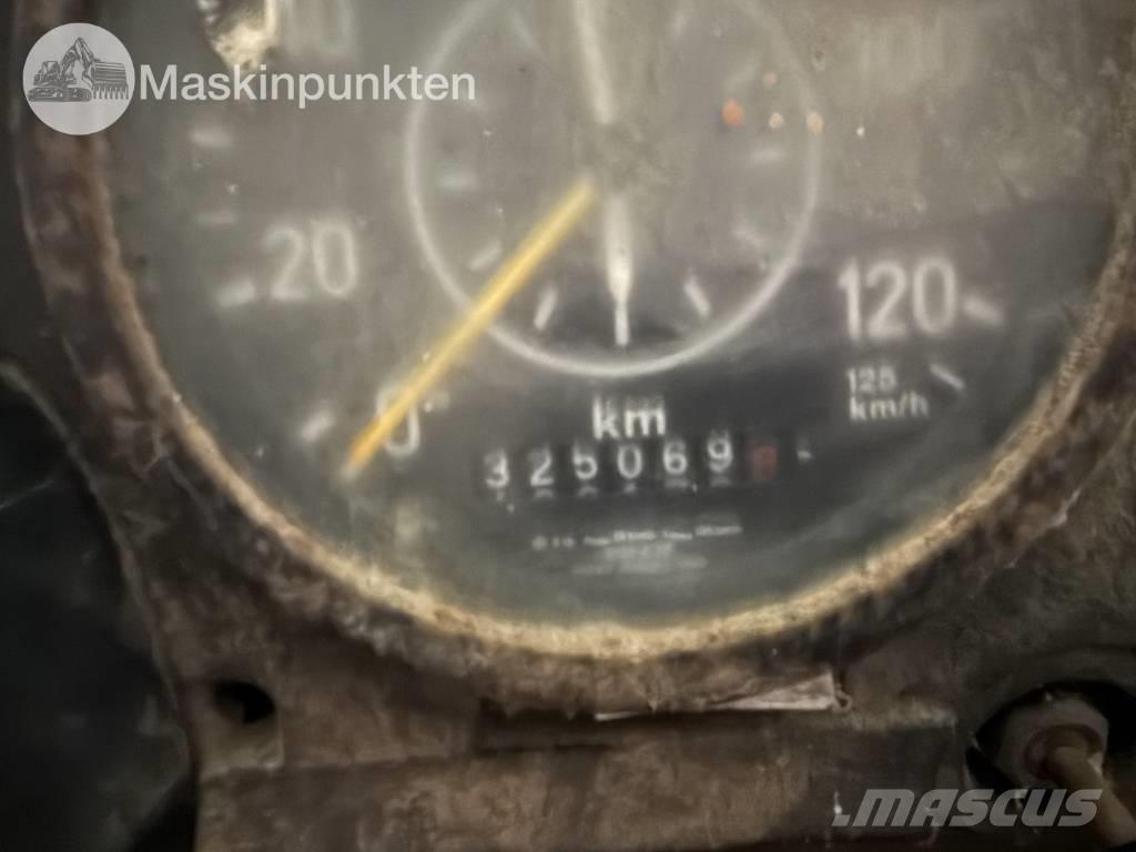 Scania LS 76 kranbil Araç üzeri vinçler