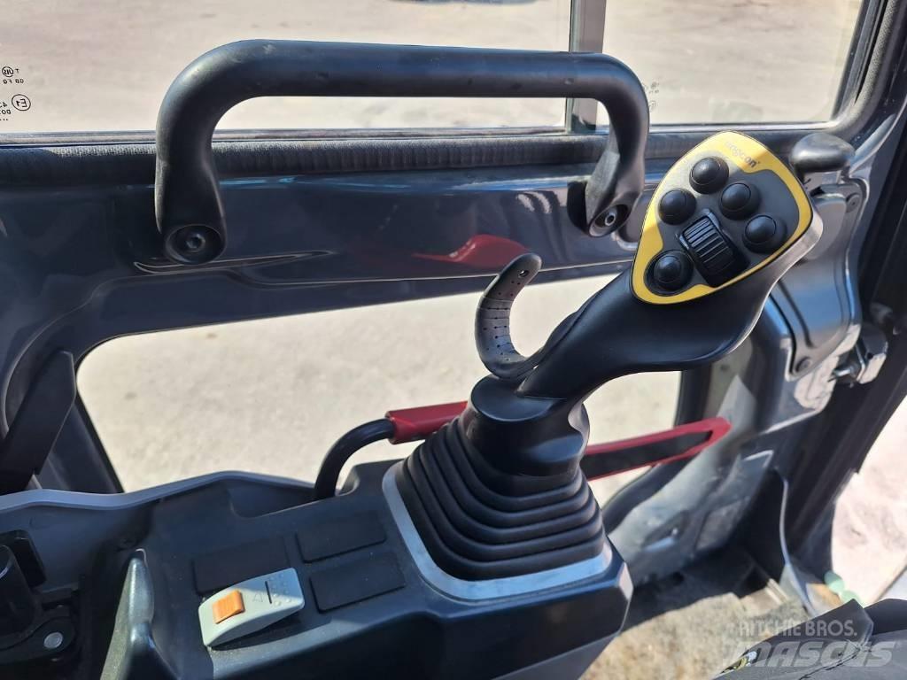 Kobelco SK75SR-7 Midi ekskavatörler 7 - 12 t