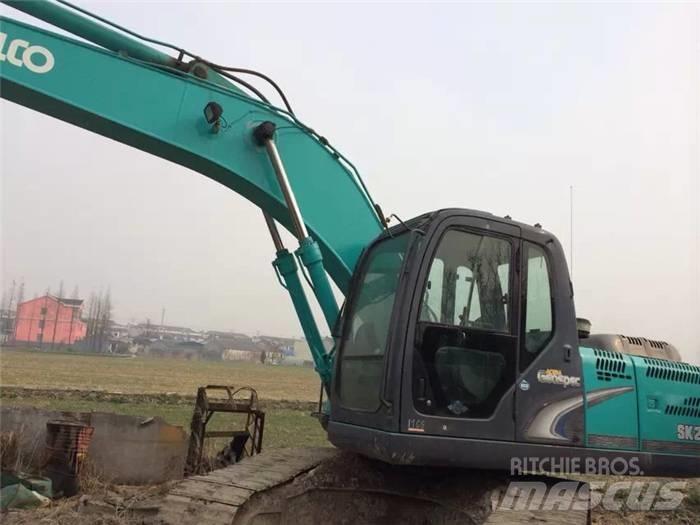 Kobelco SK 200-8 Paletli ekskavatörler