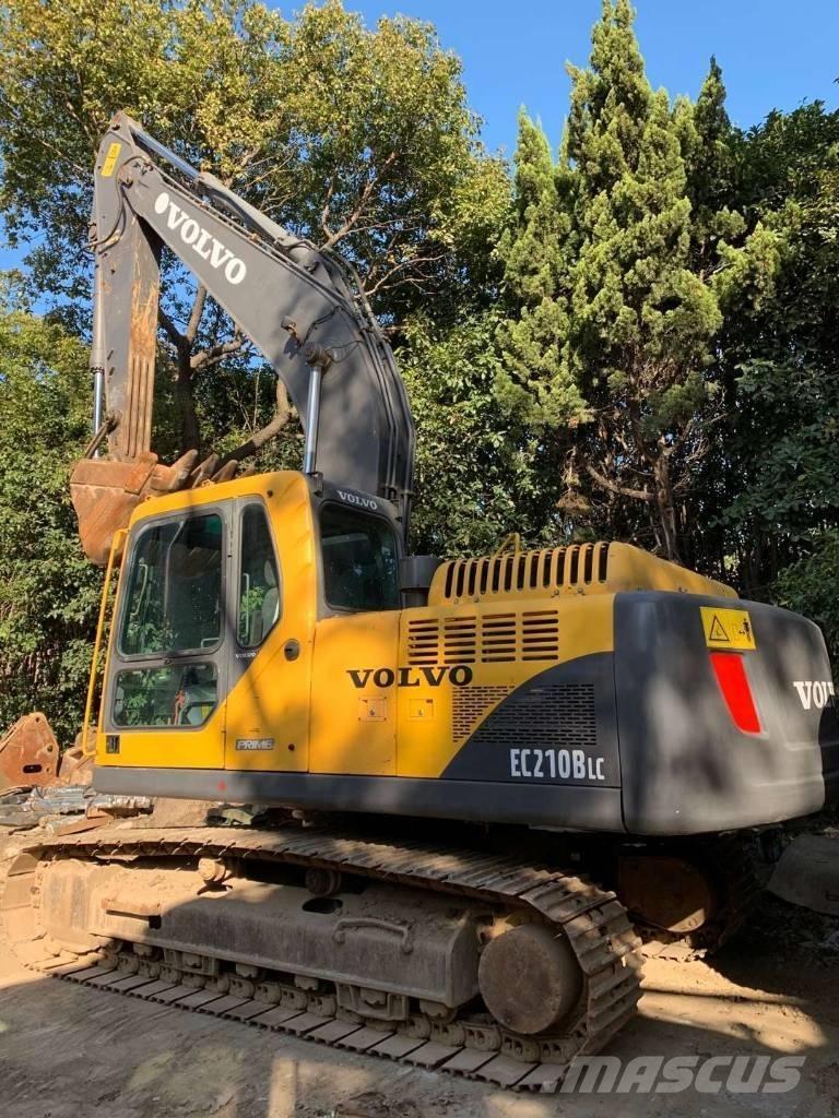 Volvo EC 210 B LC Paletli ekskavatörler