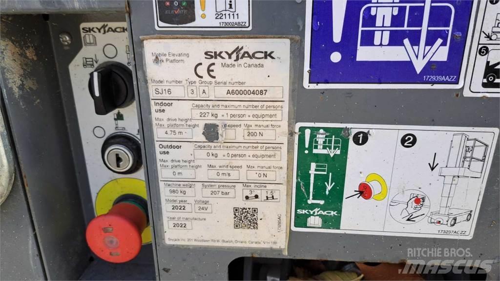SkyJack SJ16 Diger lift ve platformlar