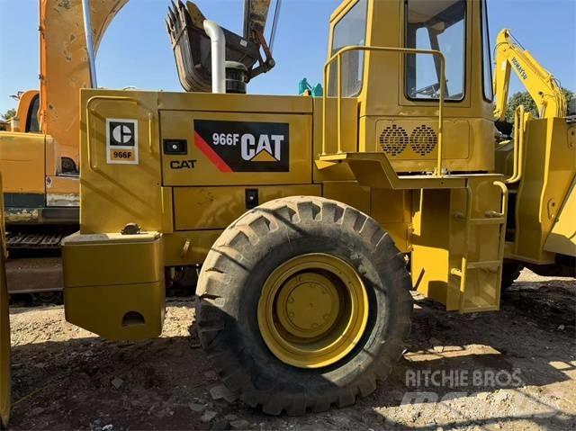 CAT 966 F Tekerlekli yükleyiciler