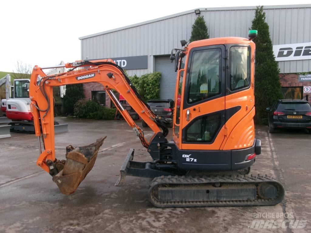Doosan DX 27 Z Mini ekskavatörler, 7 tona dek