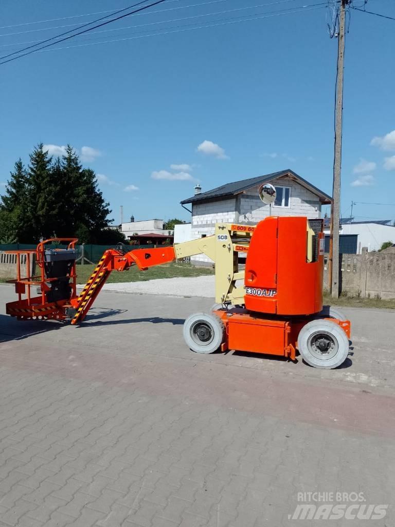 JLG E 300 AJP Körüklü personel platformları