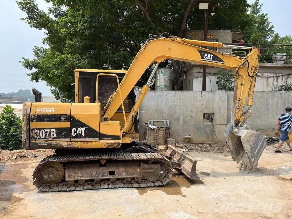CAT 307 Paletli ekskavatörler