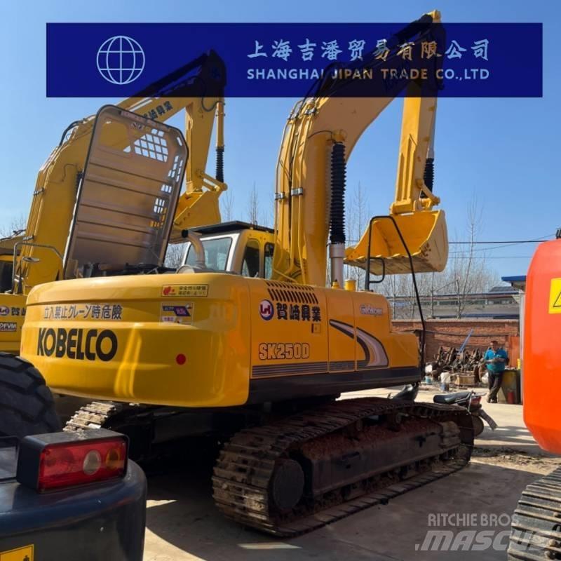 Kobelco SK 250 Paletli ekskavatörler