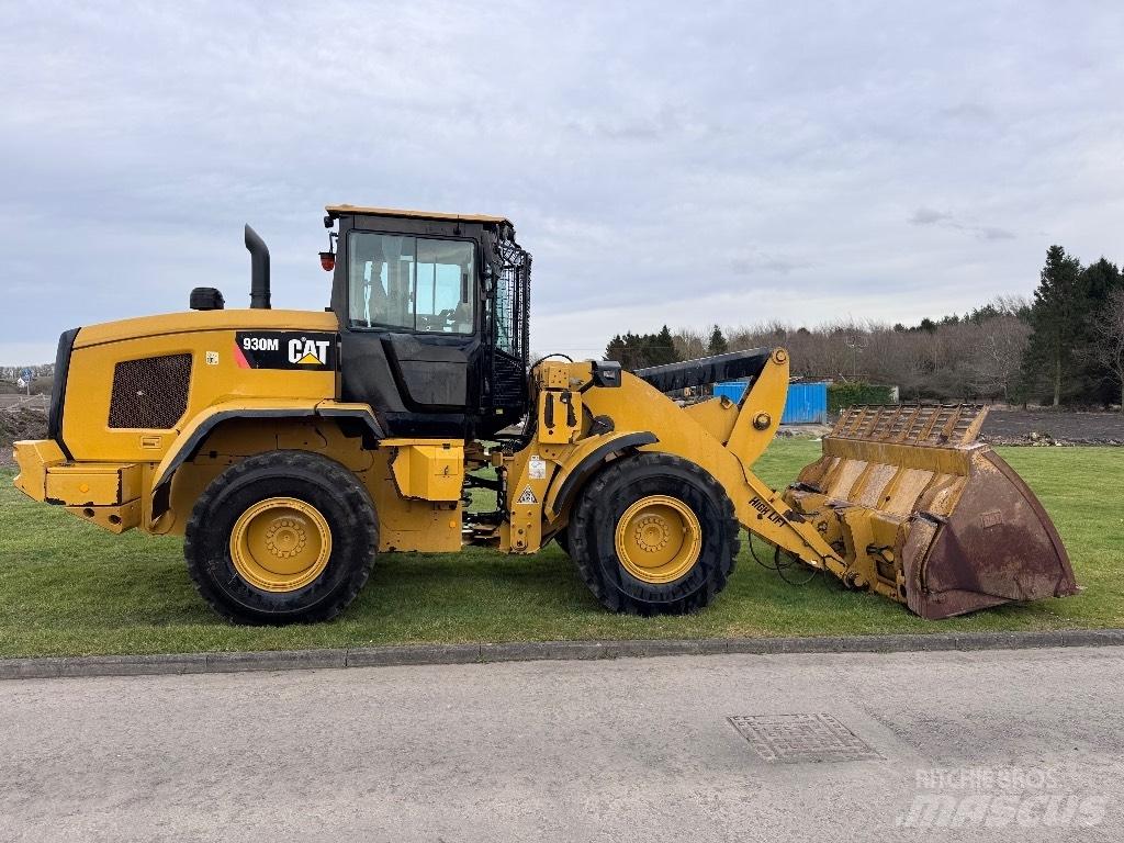 CAT 930 M Tekerlekli yükleyiciler