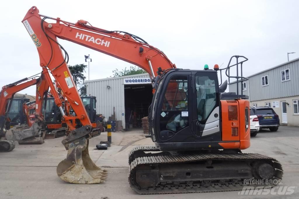 Hitachi ZX 135 US-6 Paletli ekskavatörler