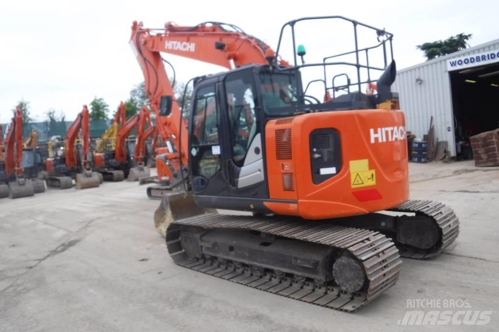 Hitachi ZX 135 US-6 Paletli ekskavatörler