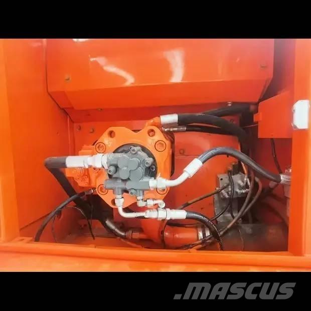 Doosan DX 225 LC Paletli ekskavatörler
