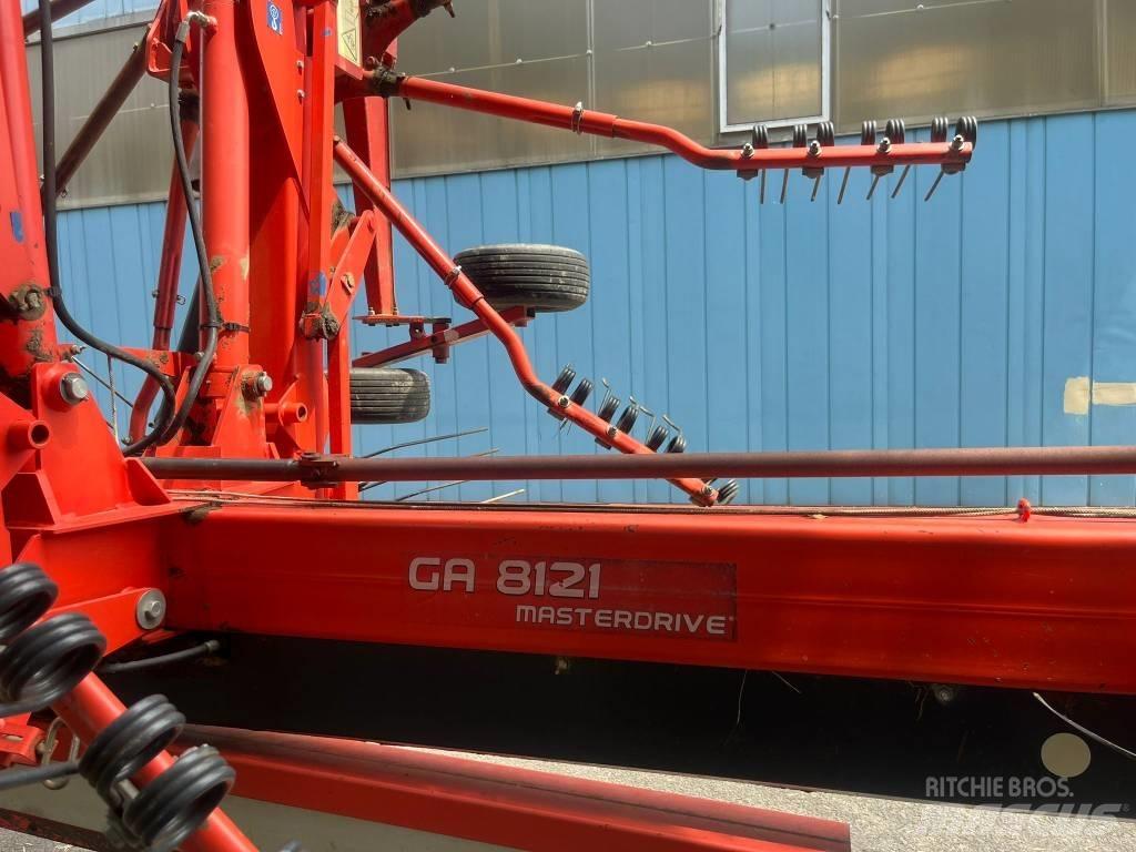 Kuhn GA 8121 Ot Tirmigi