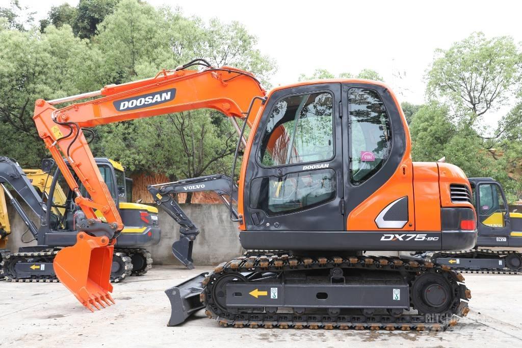 Doosan DX 75-9 C Mini ekskavatörler, 7 tona dek