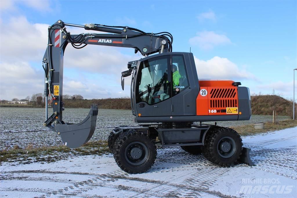 Atlas 140W Lastik tekerli ekskavatörler