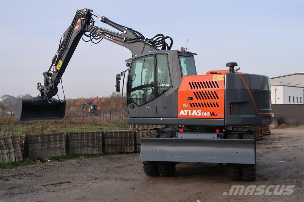 Atlas 165WSR Lastik tekerli ekskavatörler