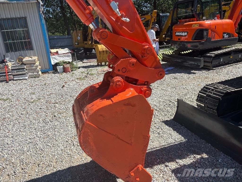 Hitachi ZX 70 Mini ekskavatörler, 7 tona dek