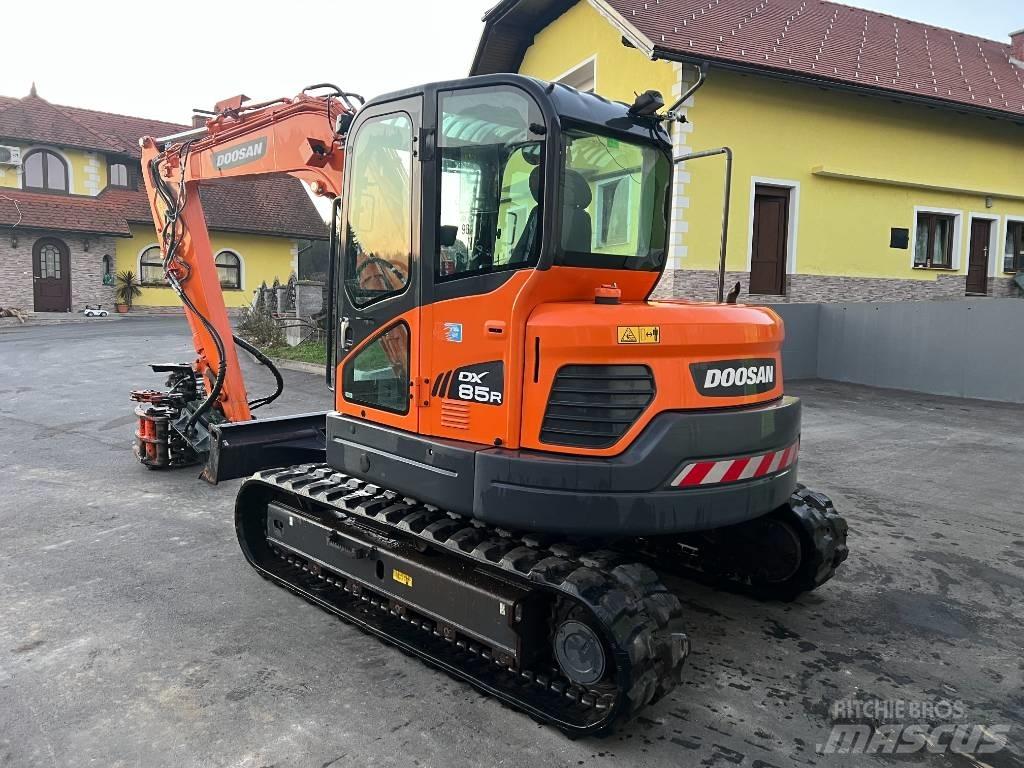Doosan DX85R-3 Midi ekskavatörler 7 - 12 t