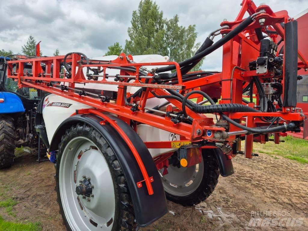 Kuhn Lexis 3000 Çekilir pülverizatörler