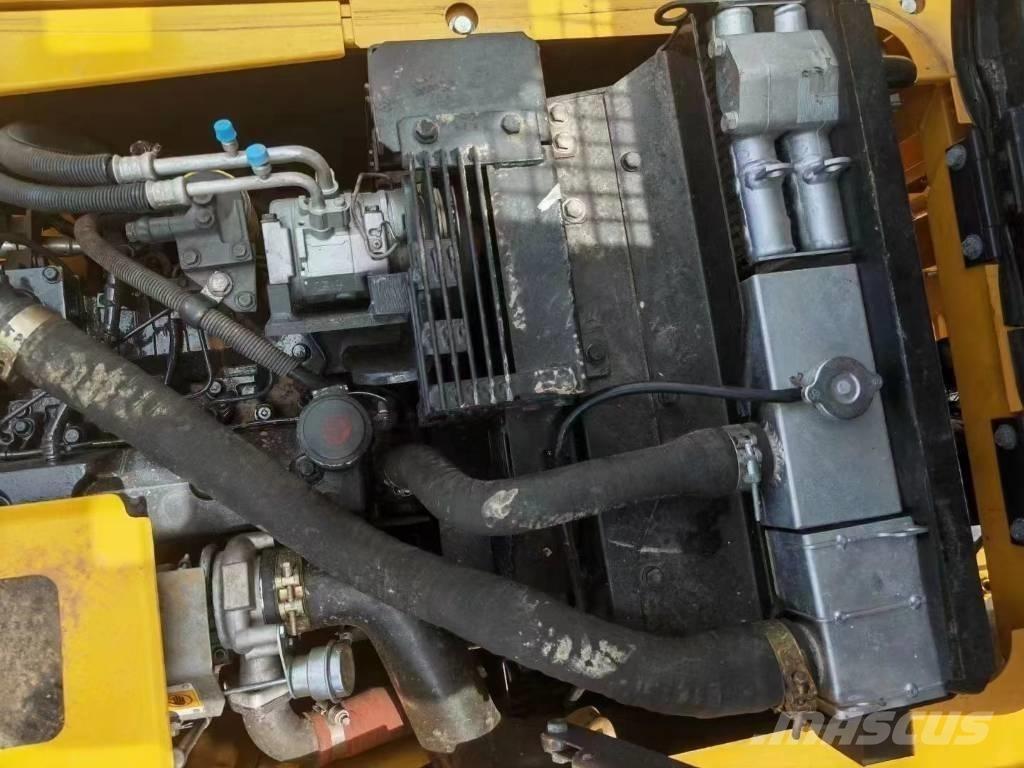 Komatsu PC 130 LC-7 Paletli ekskavatörler