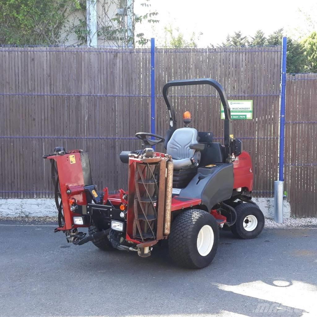 Toro LT3340 Pürüzlü arazi, kırpma ve çevresel çim biçme makineleri