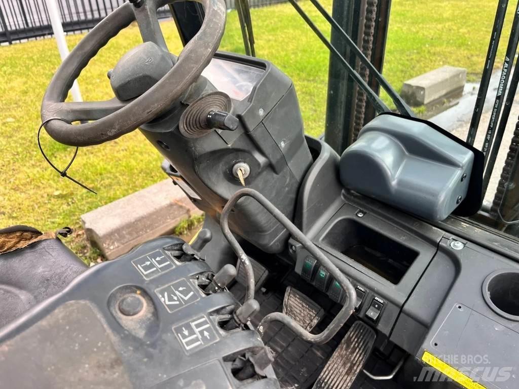 CAT GP25N LPG'li forkliftler