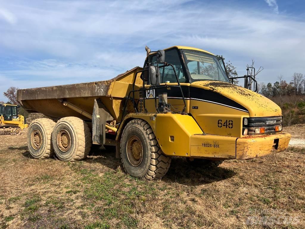 CAT 725 Belden kirma kaya kamyonu