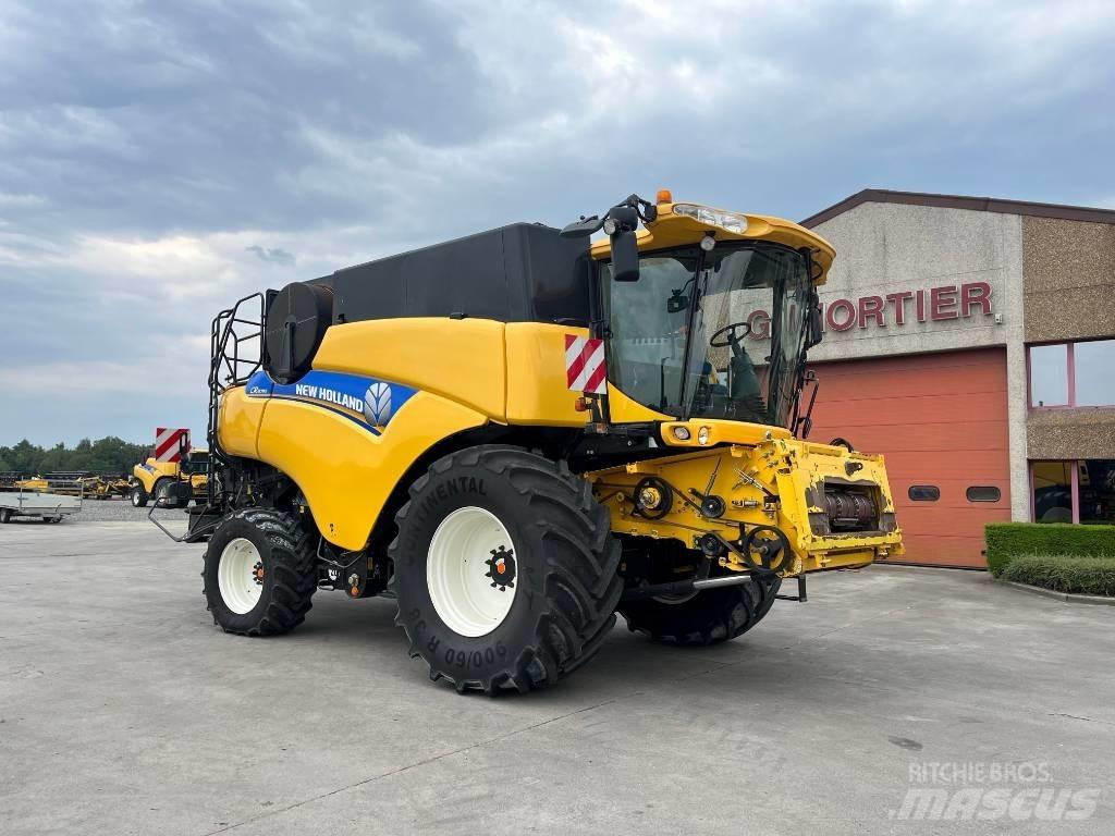 New Holland CR 9090 Biçerdöverler