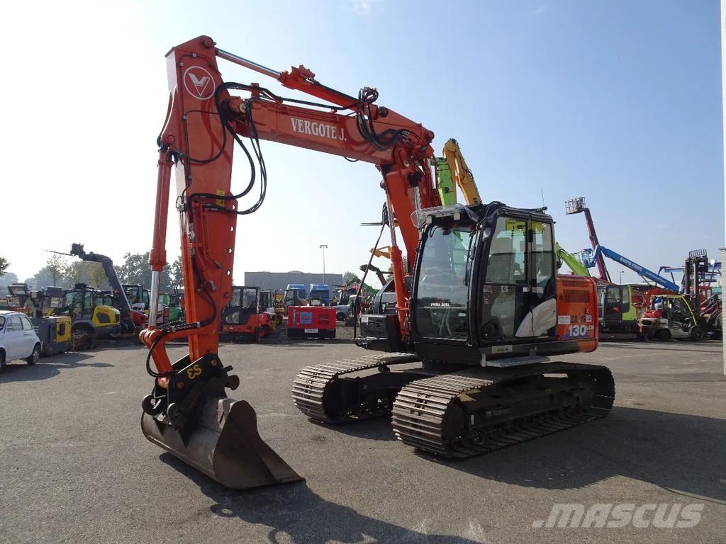 Hitachi ZX130LCN-6 Paletli ekskavatörler