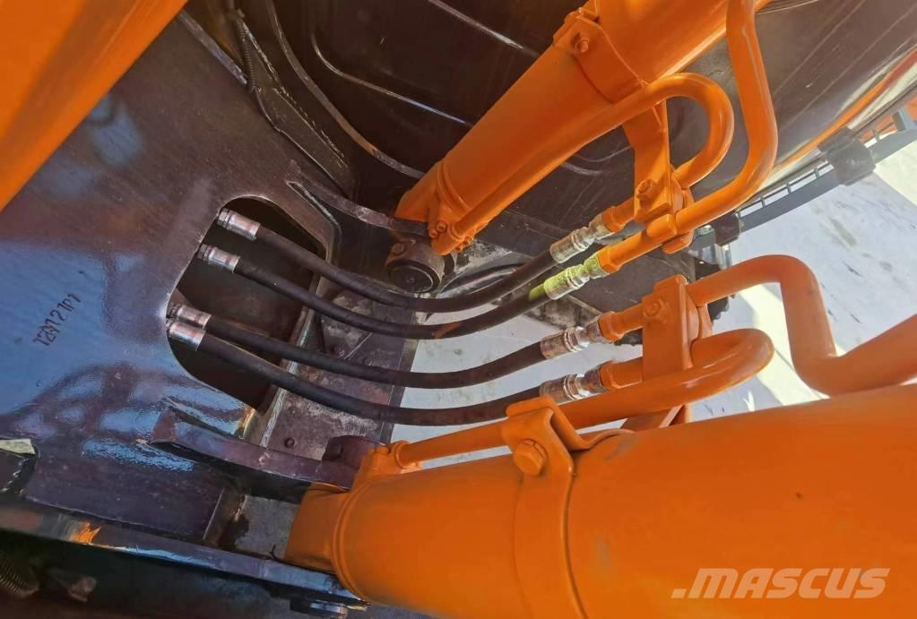 Hitachi ZX 120 Paletli ekskavatörler