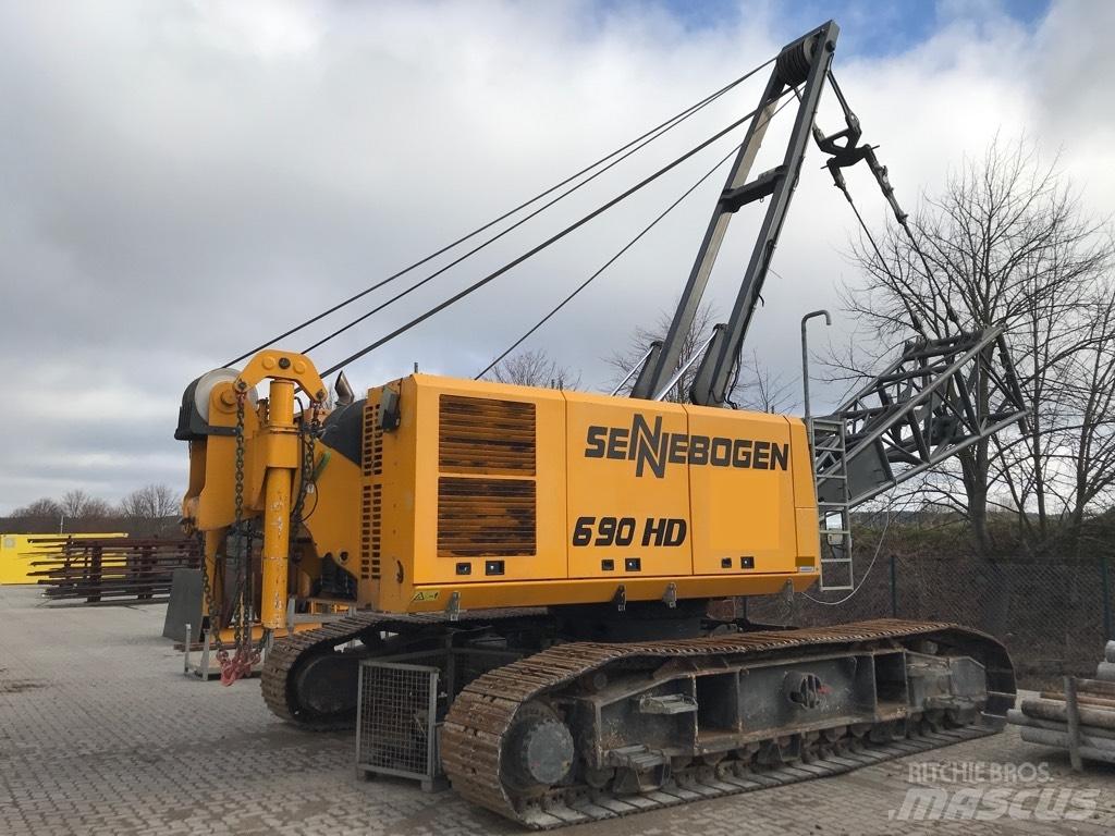Sennebogen S 690 Sallama kepçeler