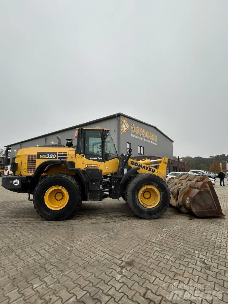 Komatsu WA 320 Tekerlekli yükleyiciler