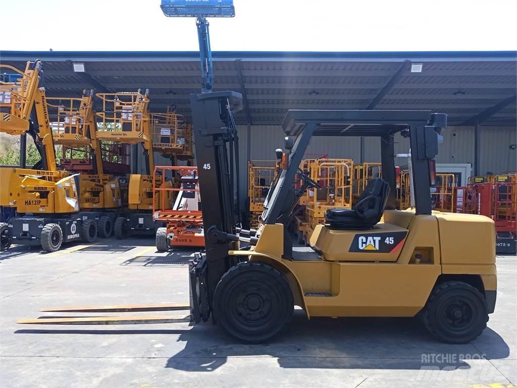 CAT DP45K Dizel forkliftler