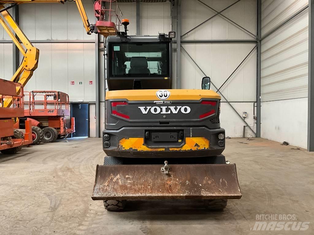 Volvo EW 60 E Lastik tekerli ekskavatörler