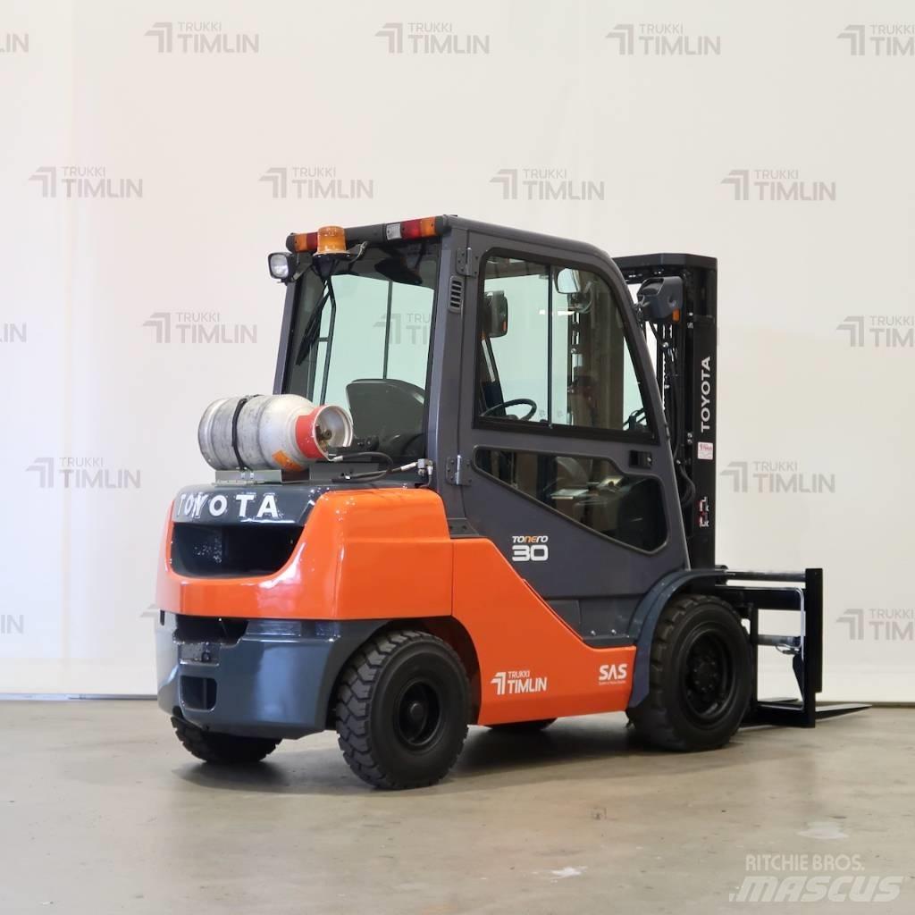 Toyota 02-8FGF30 LPG'li forkliftler