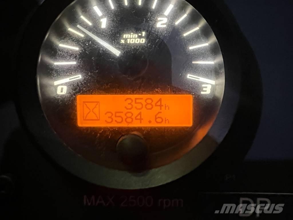 Sandvik DT1130i Tünel açma ve yer altı maden sondaj makineleri