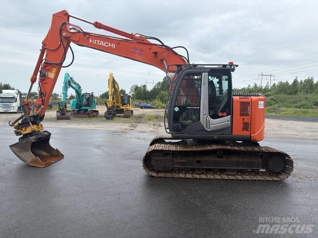 Hitachi ZX135US-3 Paletli ekskavatörler
