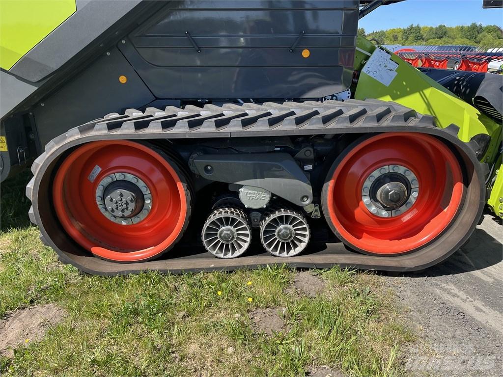 CLAAS Lexion 8700TT Biçerdöverler