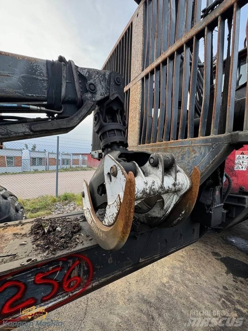 Valmet 890.3 Tomruk yükleyici traktörler