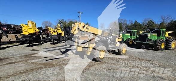 CAT TH560B Teleskopik yükleyiciler