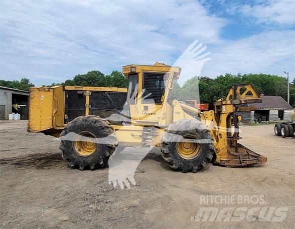 Tigercat 720G Ağaç kesici istifleyiciler