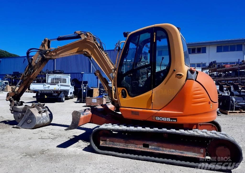 JCB 8085 Midi ekskavatörler 7 - 12 t