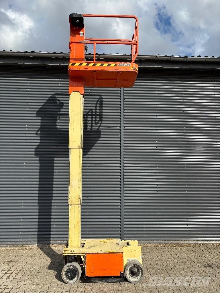 JLG 1230 ES Personel Platformları ve Cephe Asansörleri