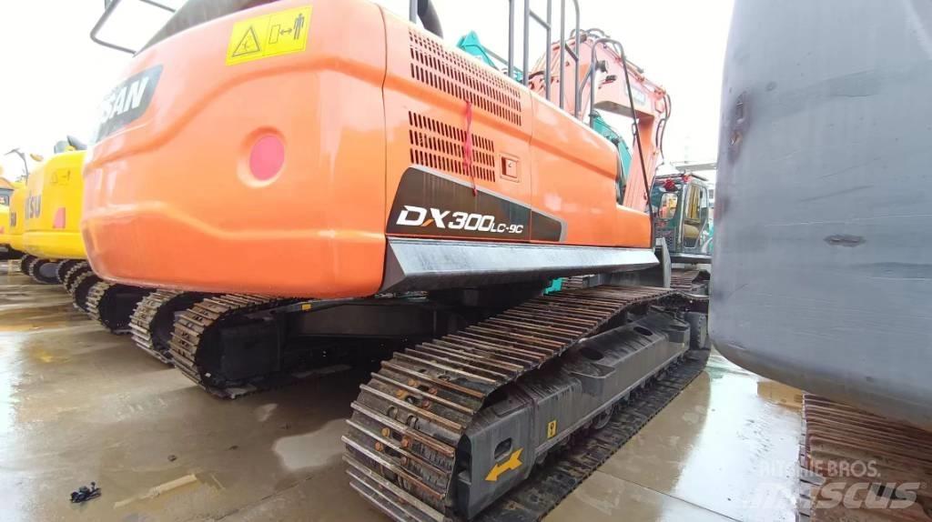 Doosan DX300 LC-9C Paletli ekskavatörler