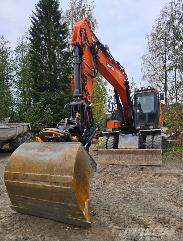 Doosan DX 170 W-5 Lastik tekerli ekskavatörler