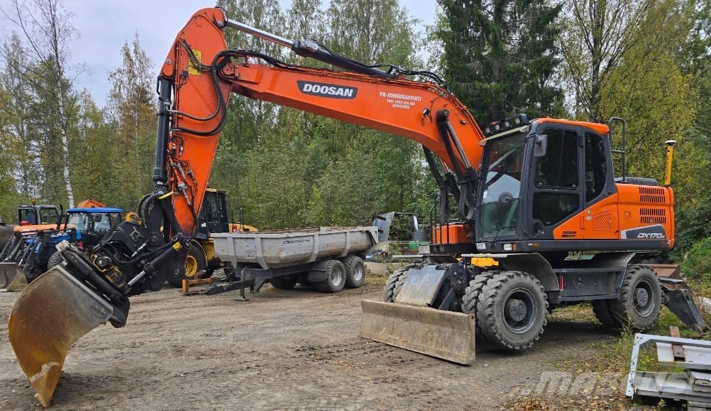 Doosan DX 170 W-5 Lastik tekerli ekskavatörler