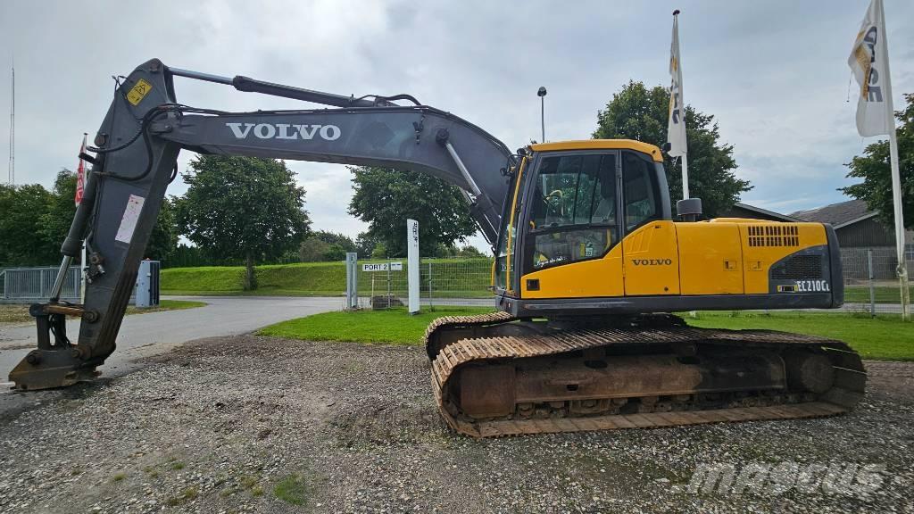 Volvo EC 210 C L Paletli ekskavatörler