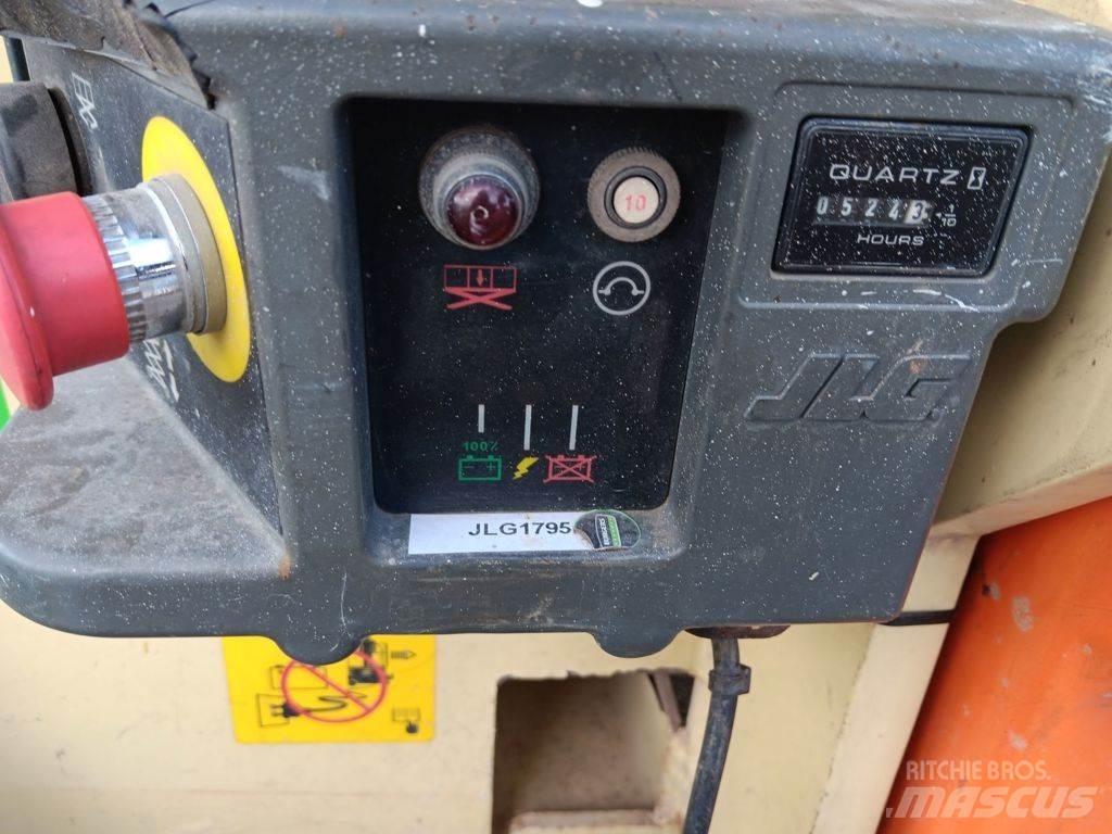 JLG 2646ES Makasli platformlar