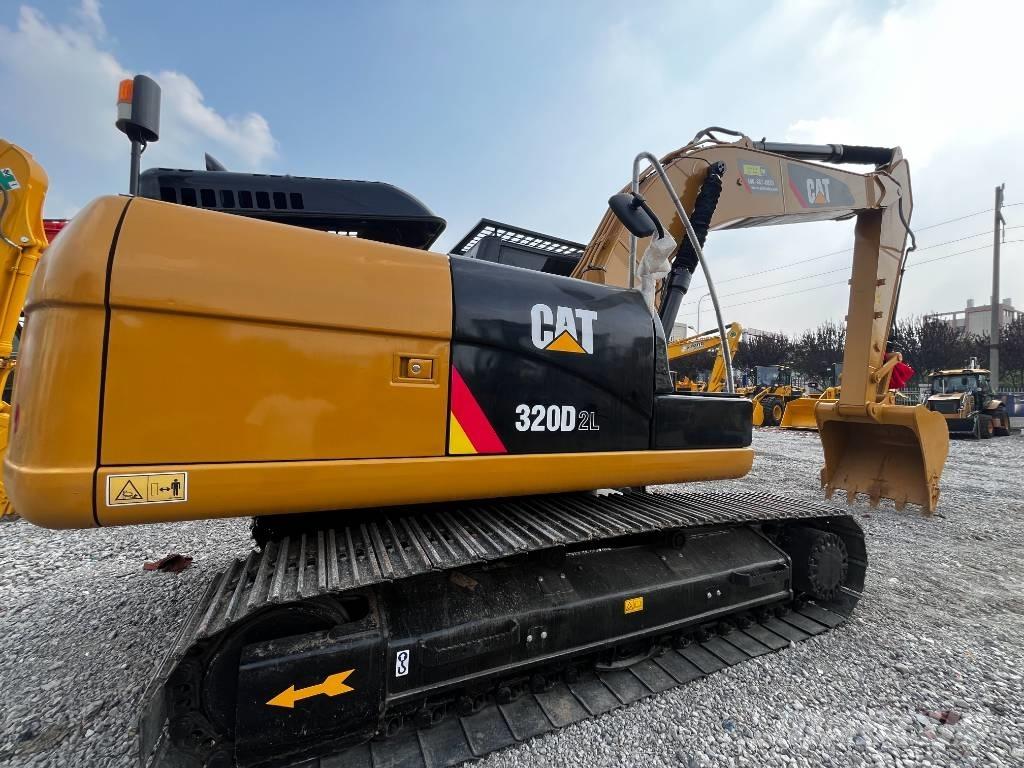 CAT 320 D Paletli ekskavatörler
