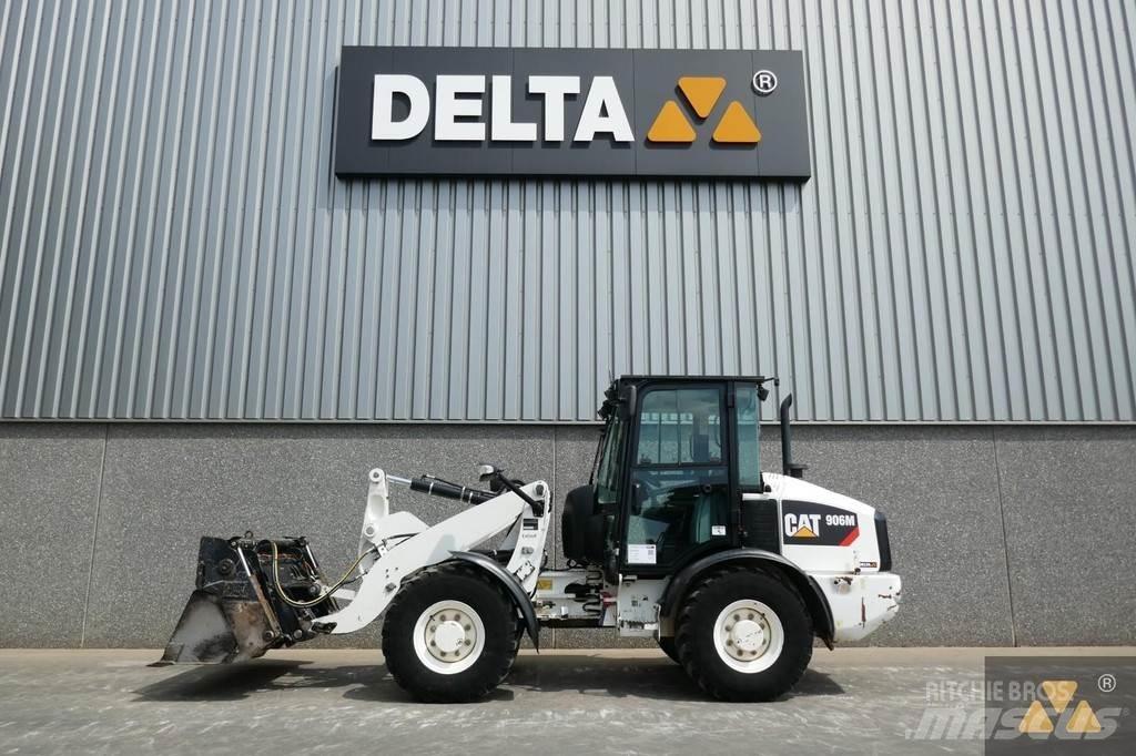 CAT 906M Tekerlekli yükleyiciler