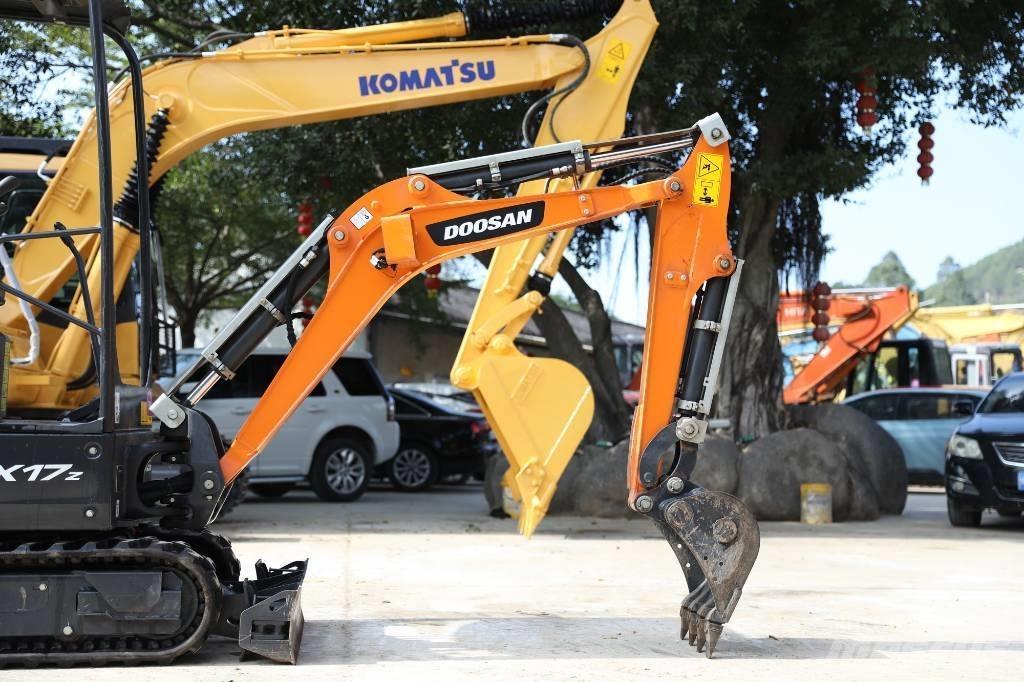 Doosan DX 17 Paletli ekskavatörler